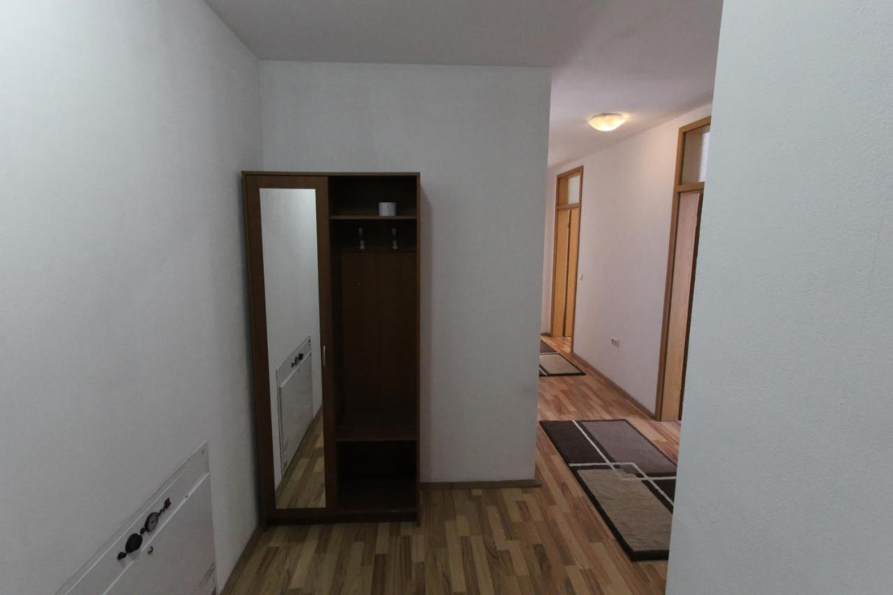 Kasumi Apartment Приштина Экстерьер фото